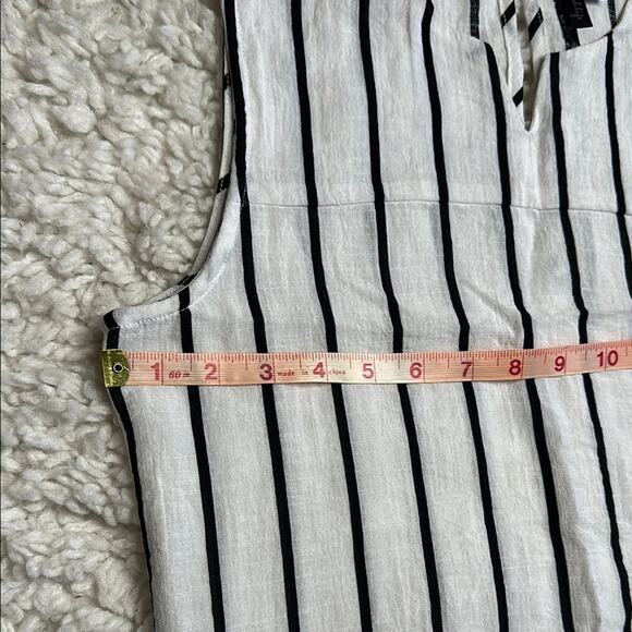 Orb Life Sleeveless Tank Top Grey and White Striped Dress Lightweight Summer A17 - Picture 7 of 8